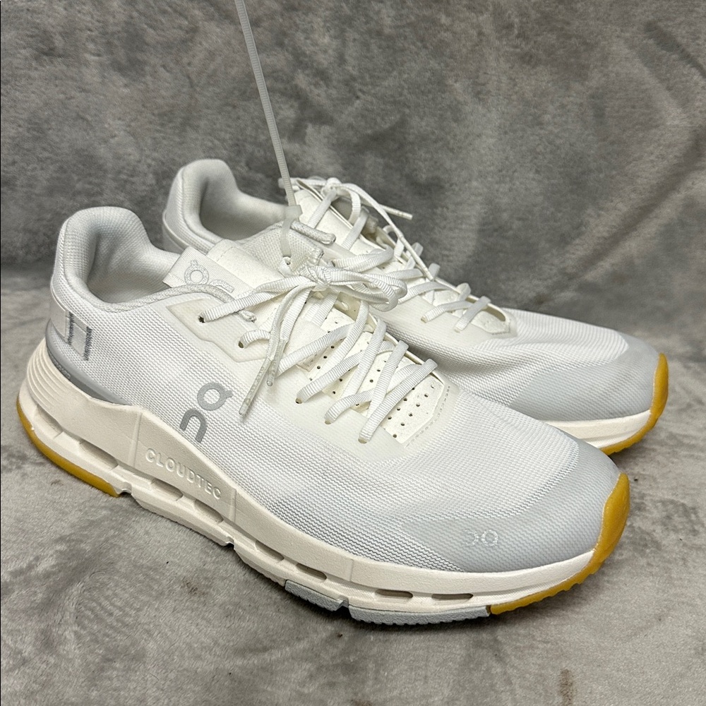 ON White Cloudnova 2 Sneakers Size 8 - Picture 2 of 9